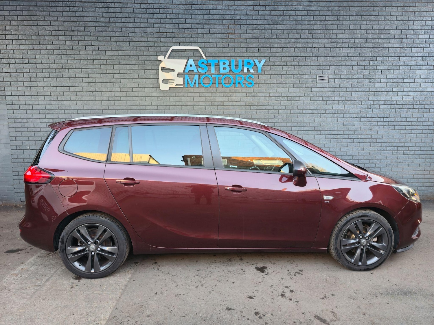 Used Vauxhall Zafira 2018 for sale - 77784039: Photo 8
