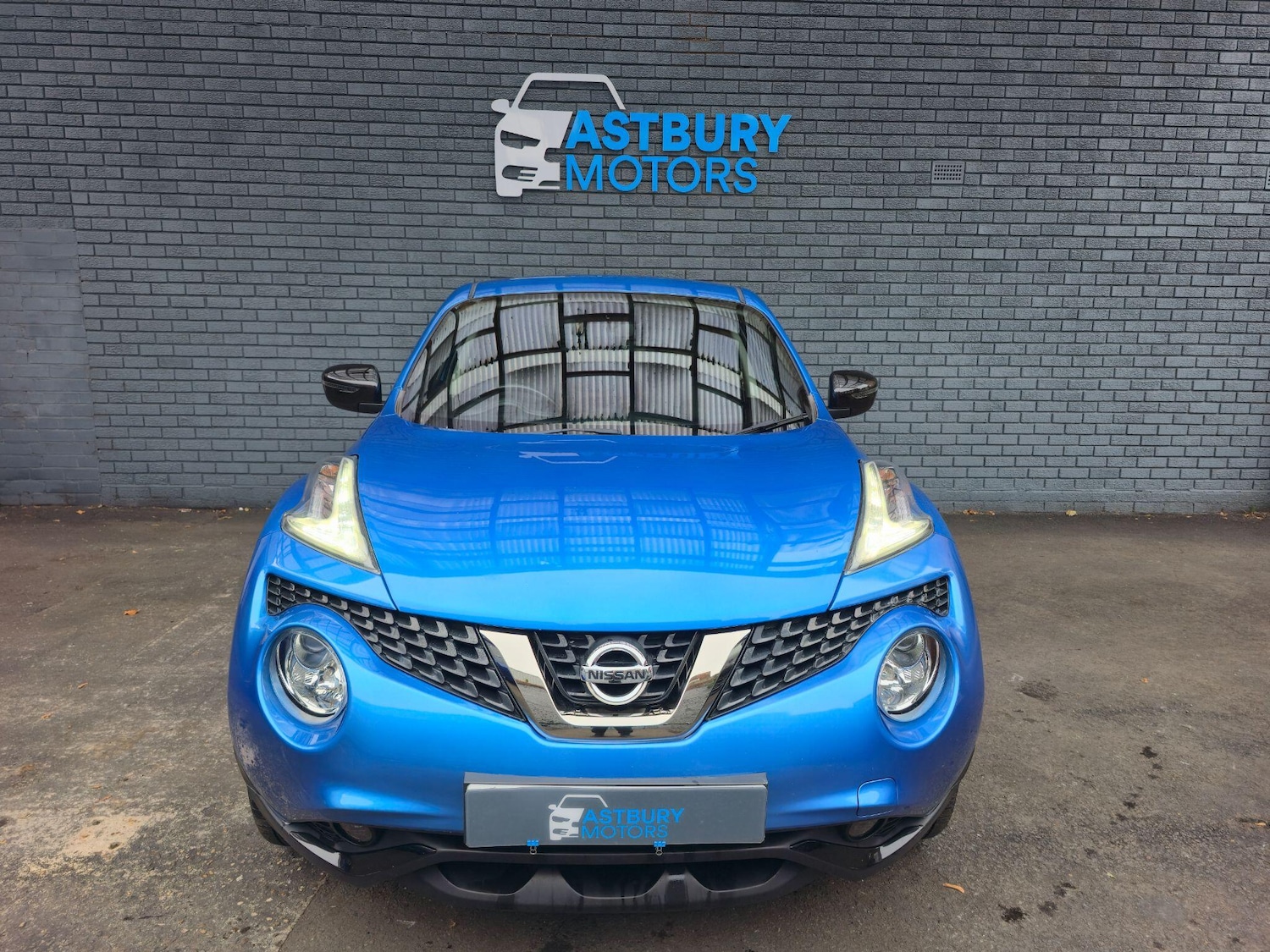 Used Nissan Juke 2019 for sale - 76688660: Photo 2