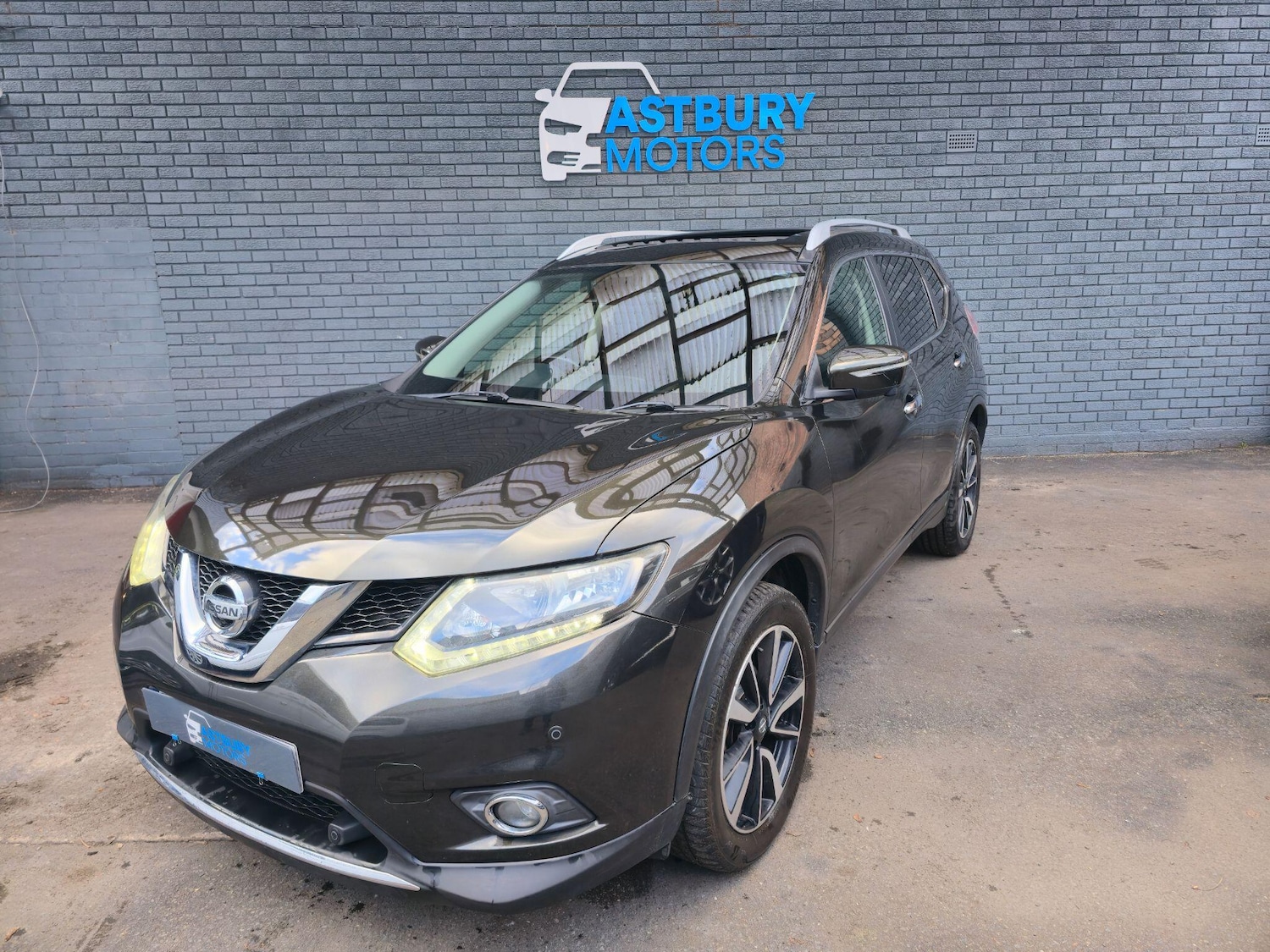 Used Nissan X-Trail 2016 for sale - 77060171: Photo 3