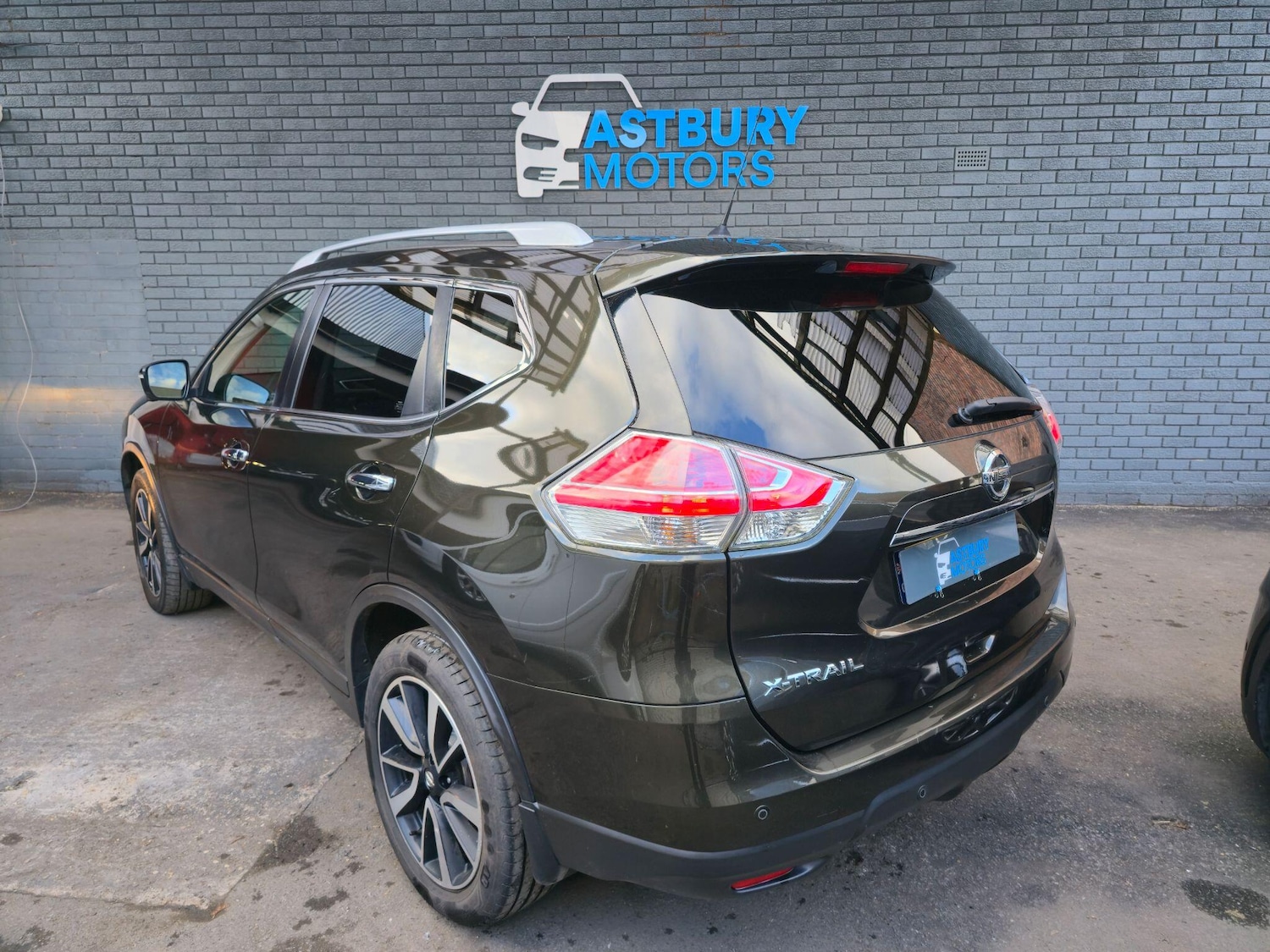 Used Nissan X-Trail 2016 for sale - 77060171: Photo 5