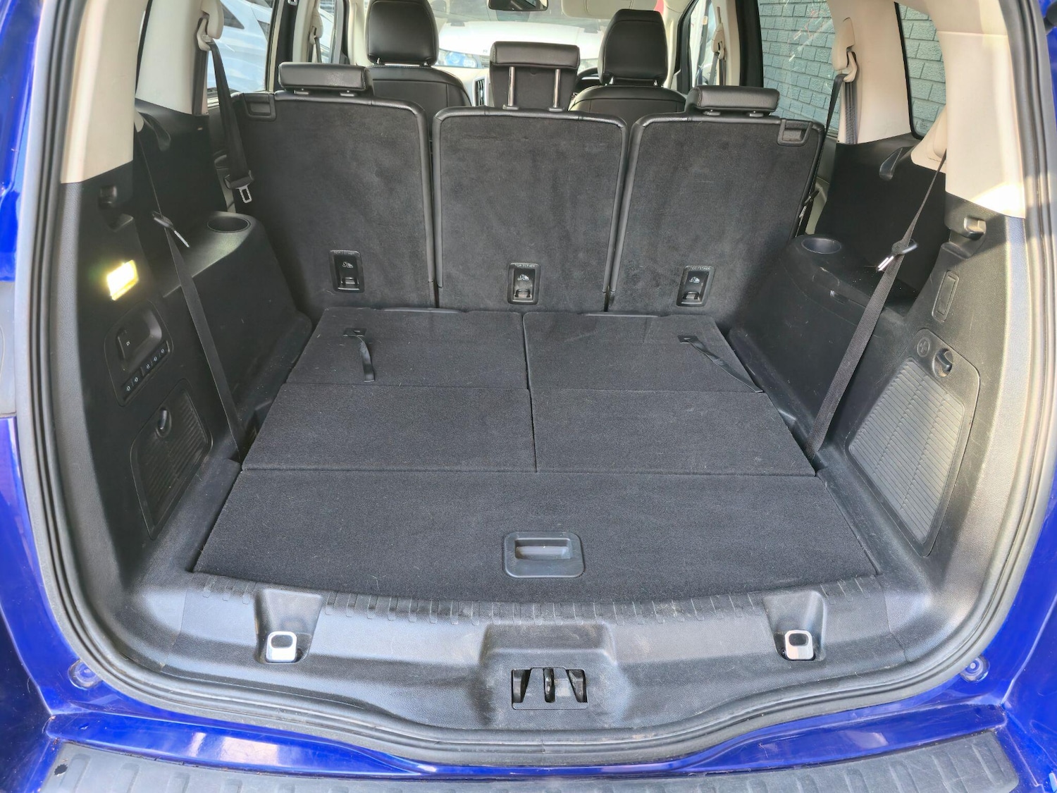 Used Ford S-Max 2017 for sale - 77637804: Photo 31