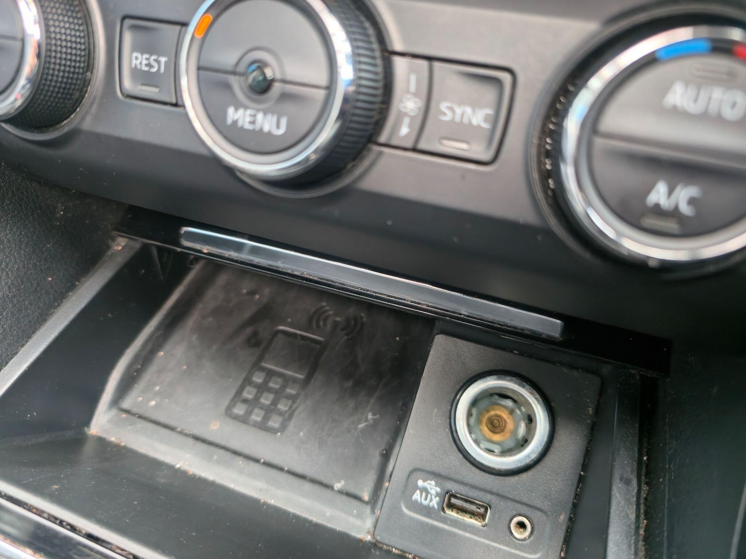 Used Skoda Superb 2015 for sale - 78170736: Photo 24