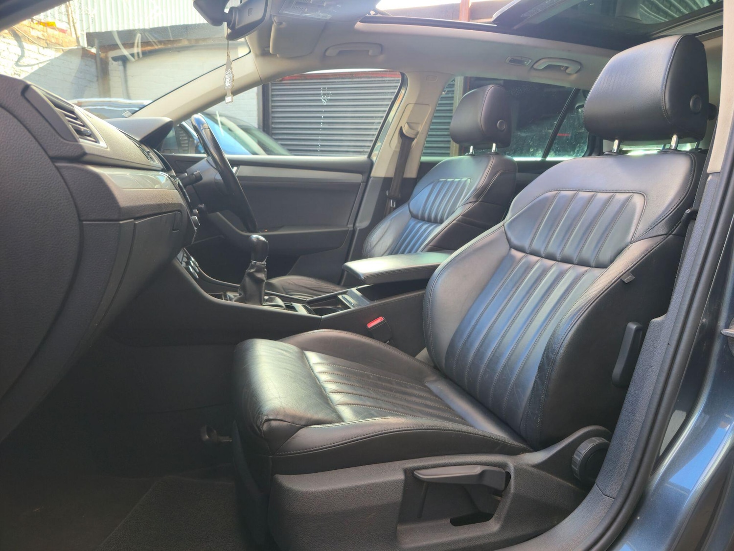 Used Skoda Superb 2015 for sale - 78170736: Photo 28