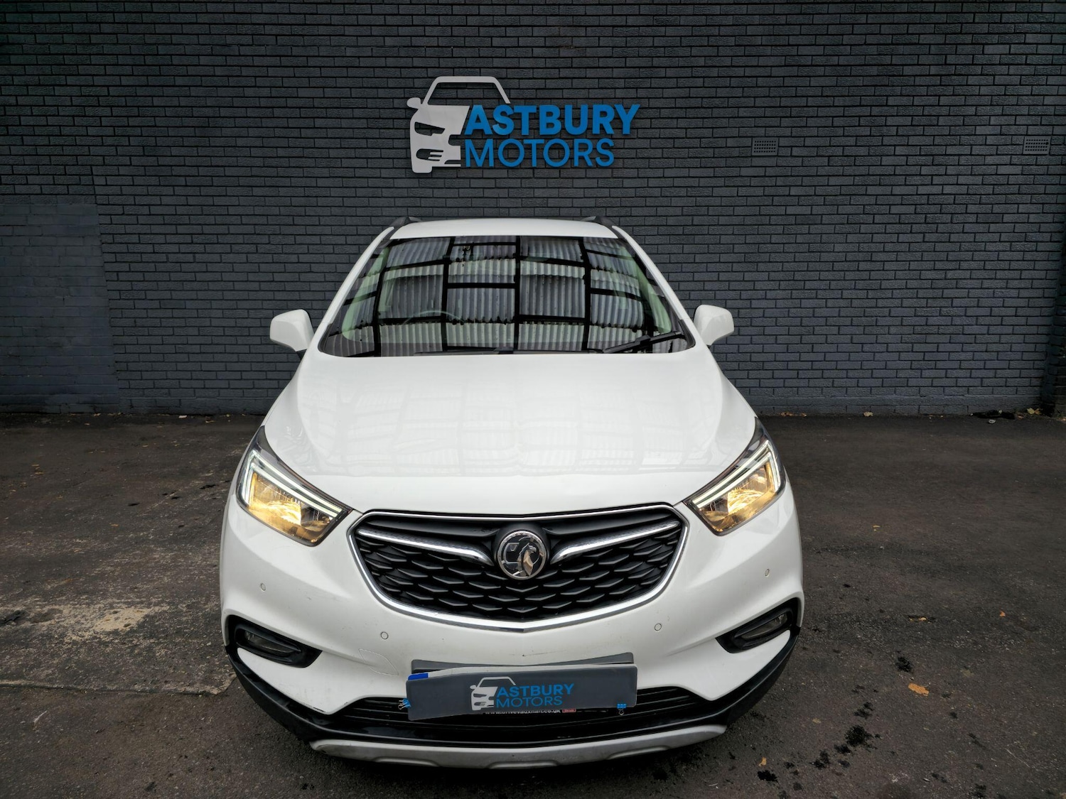 Used Vauxhall Mokka X 2017 for sale - 76689867: Photo 2