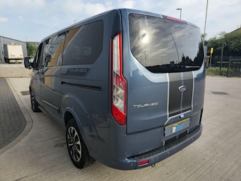 Used Ford Tourneo Custom 2019 for sale - 78740706: Photo
