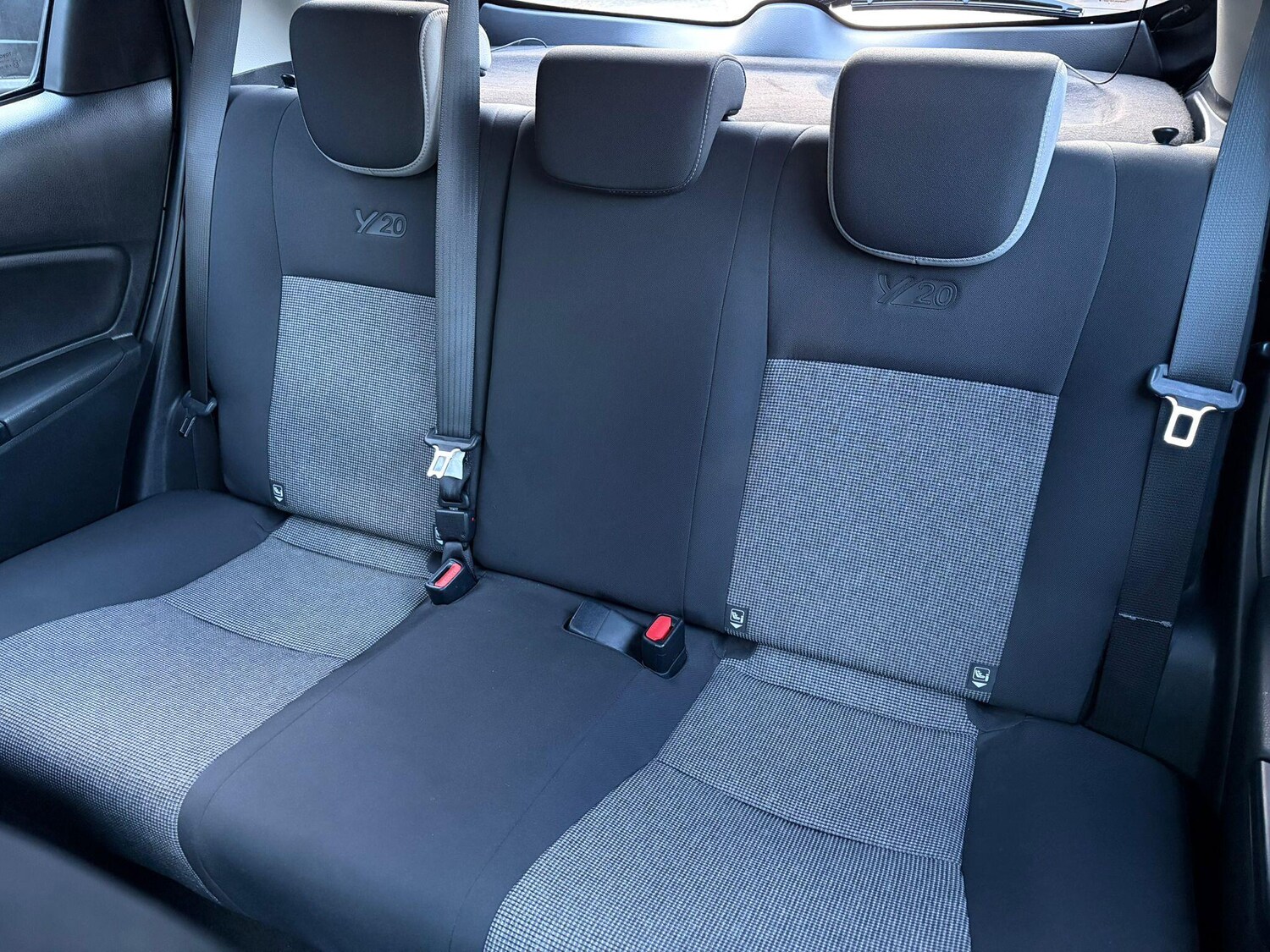 Used Toyota Yaris 2019 for sale - 77376411: Photo 11