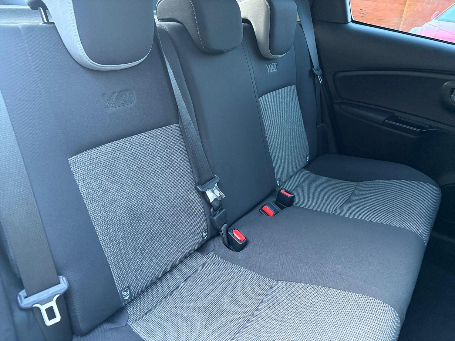 Used Toyota Yaris 2019 for sale - 77376411: Photo 13