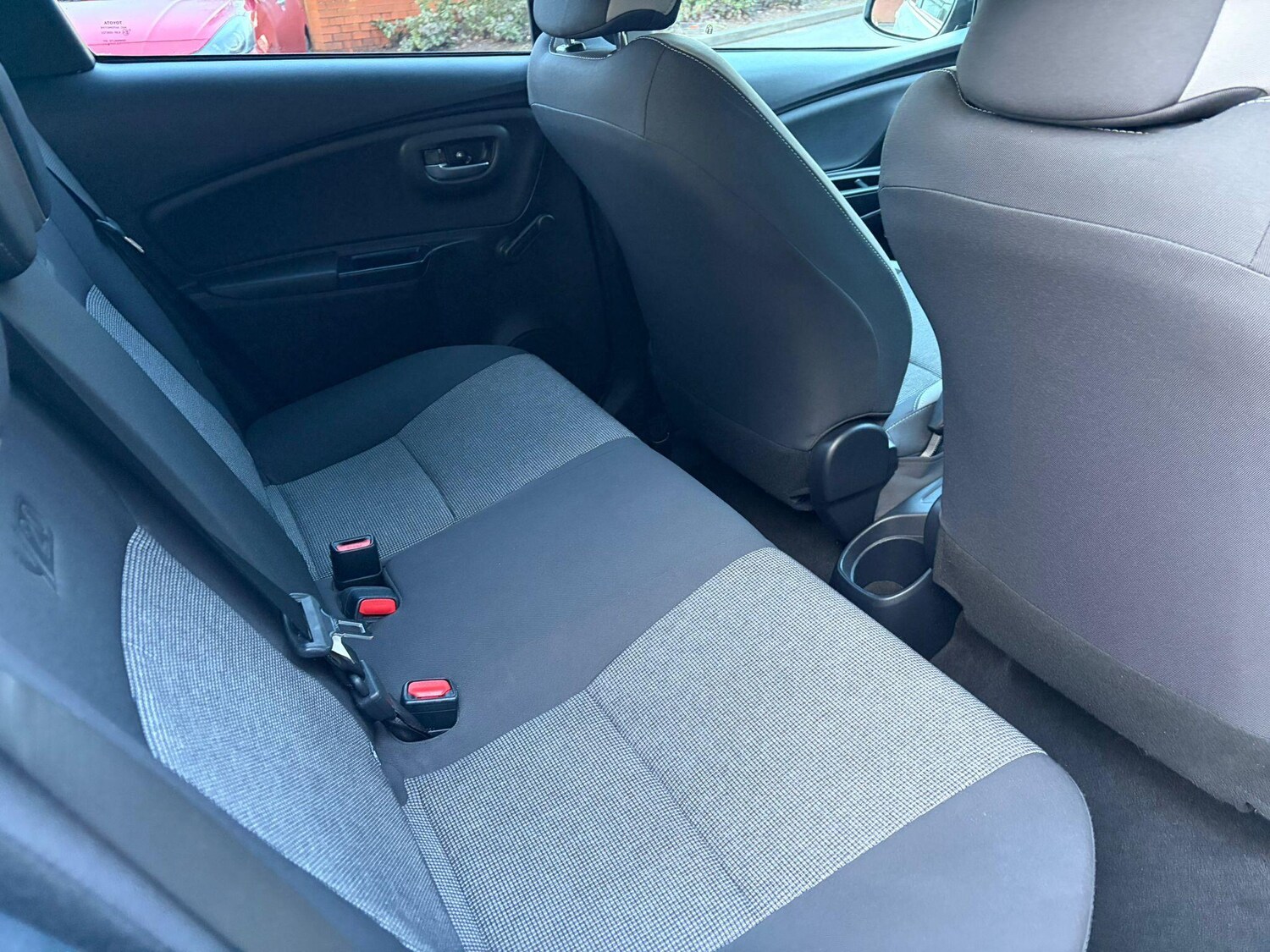 Used Toyota Yaris 2019 for sale - 77376411: Photo 14