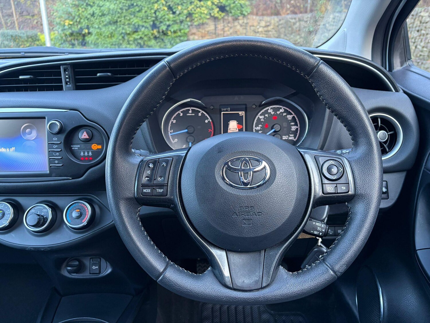 Used Toyota Yaris 2019 for sale - 77376411: Photo 21