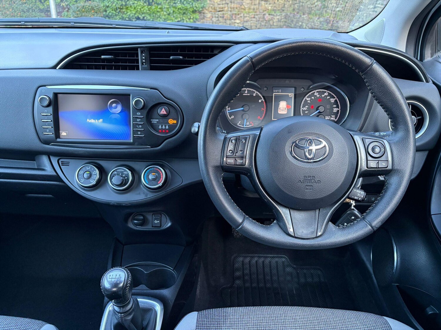 Used Toyota Yaris 2019 for sale - 77376411: Photo 23