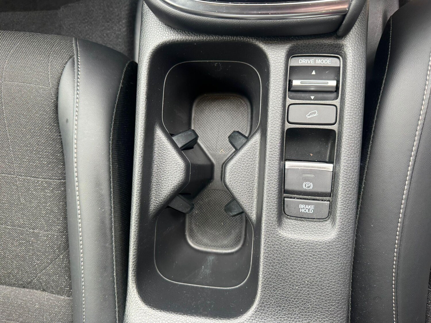 Used Honda HR-V 2022 for sale - 77598637: Photo 17