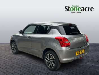 Used Suzuki Swift 2021 for sale - 75280108: Photo