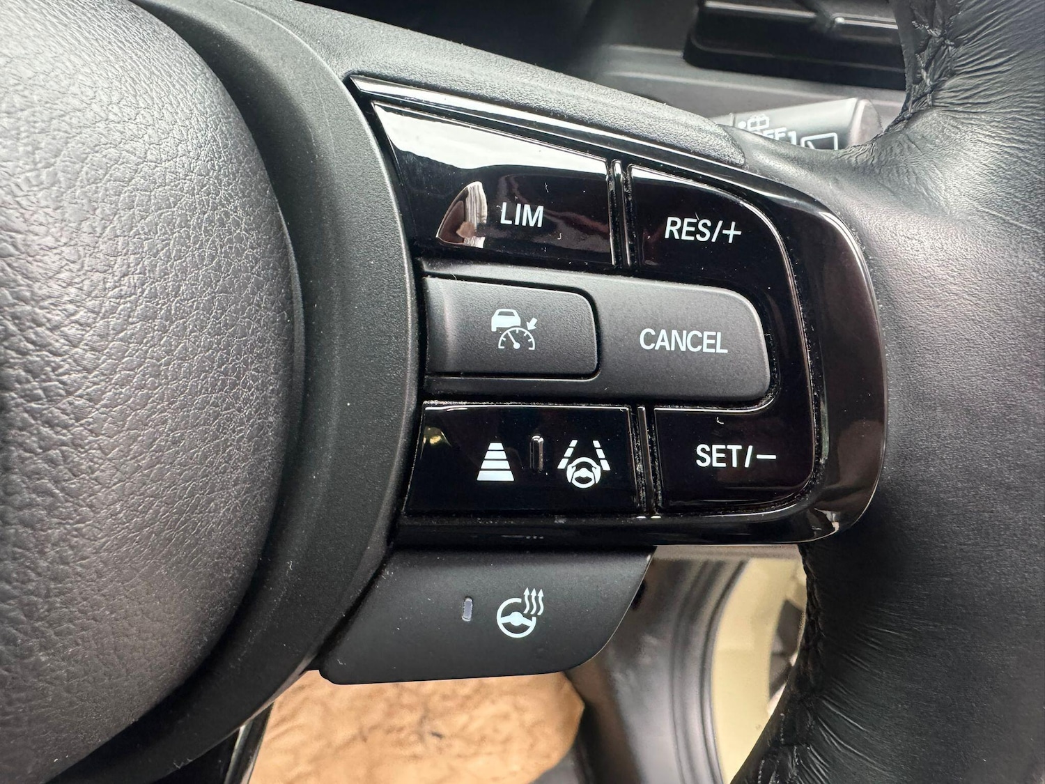 Used Honda HR-V 2023 for sale - 77598619: Photo 17