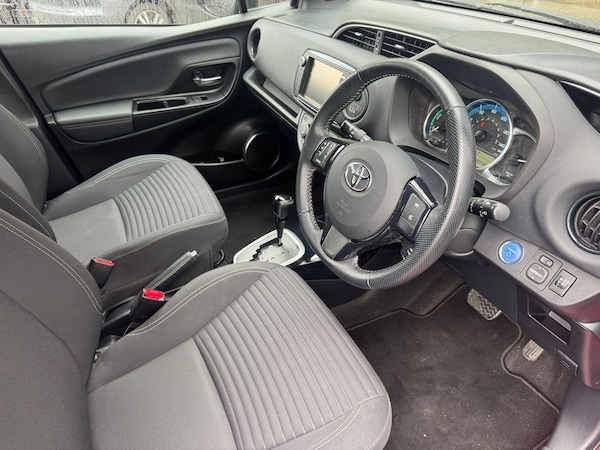 Used Toyota Yaris 2016 for sale - 76336661: Photo 12
