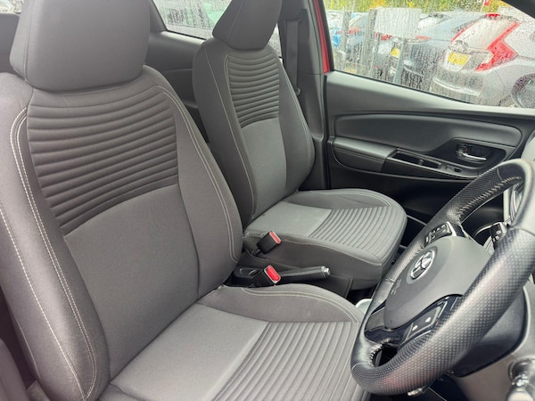 Used Toyota Yaris 2016 for sale - 76336661: Photo 13