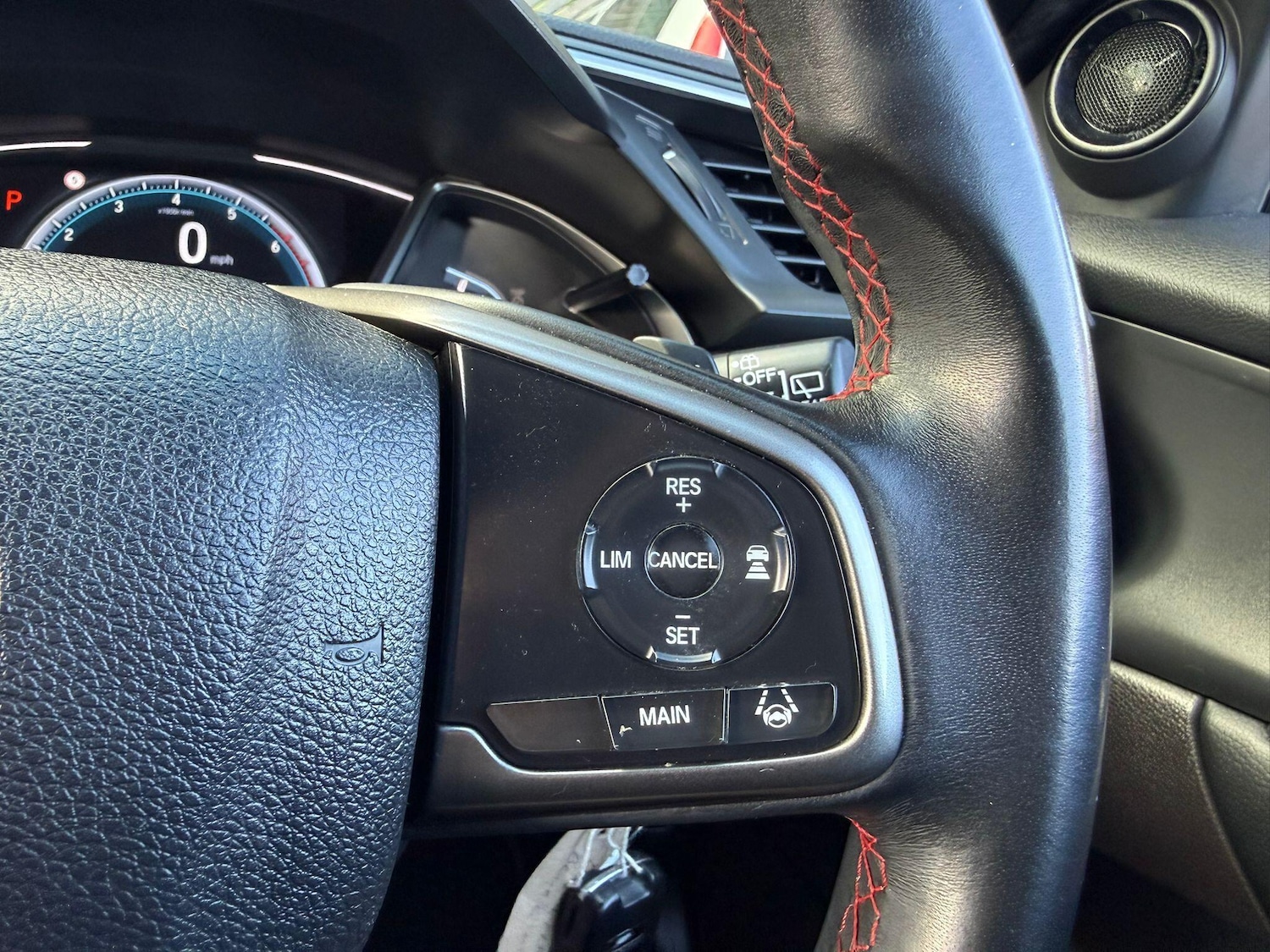 Used Honda Civic 2018 for sale - 78100268: Photo 19