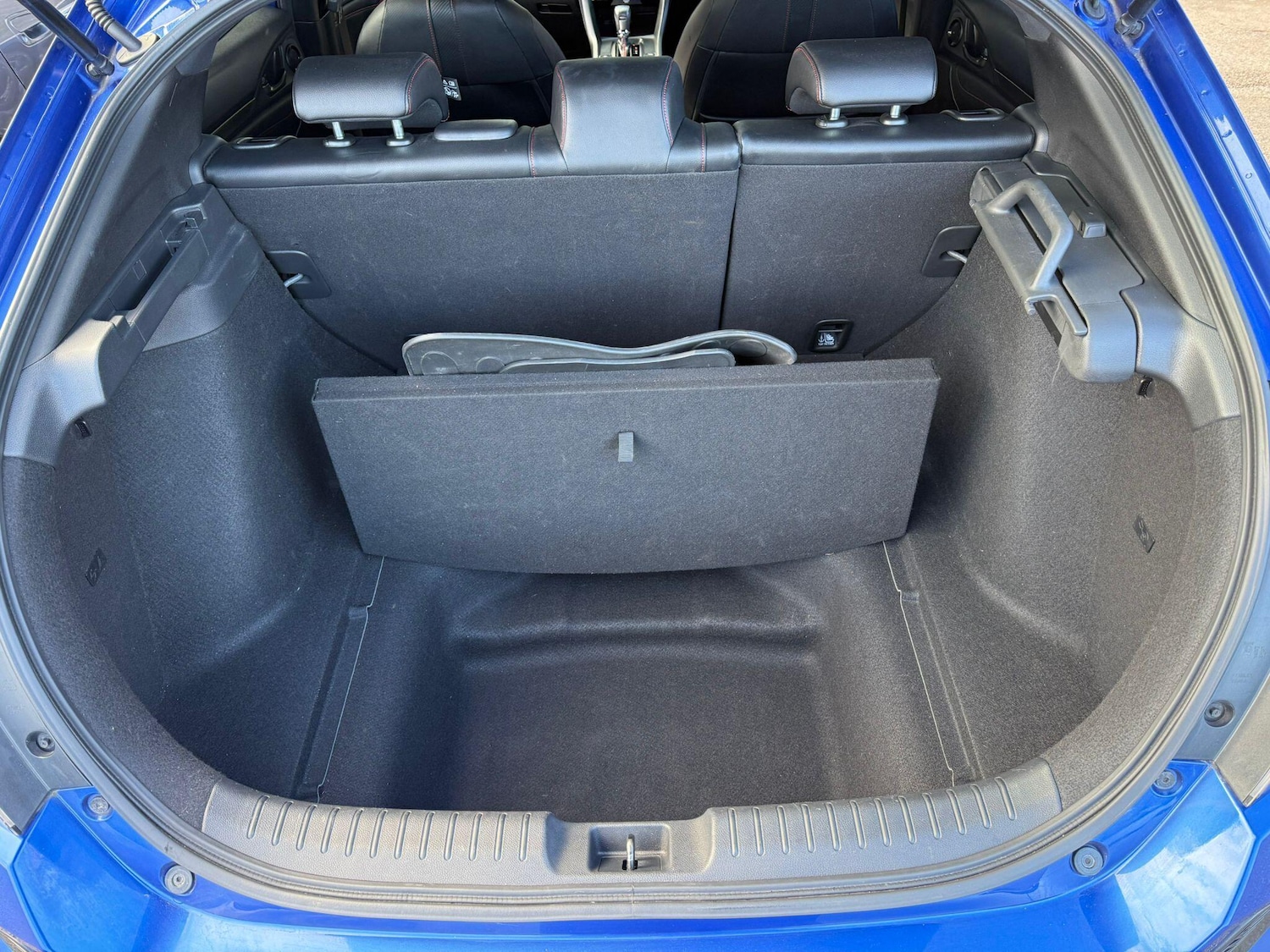 Used Honda Civic 2018 for sale - 78100268: Photo 30