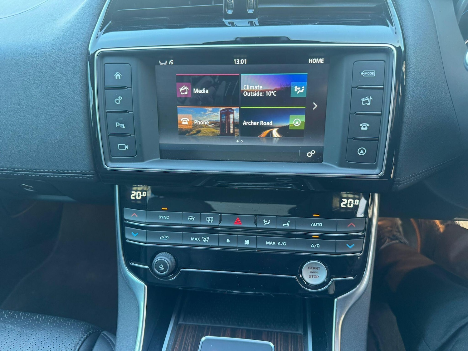 Used Jaguar XE 2016 for sale - 78185186: Photo 18