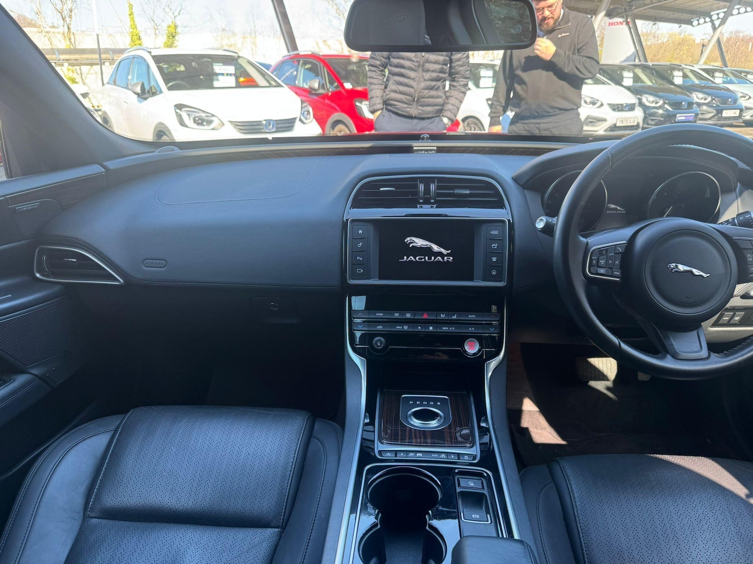 Used Jaguar XE 2016 for sale - 78185186: Photo 8