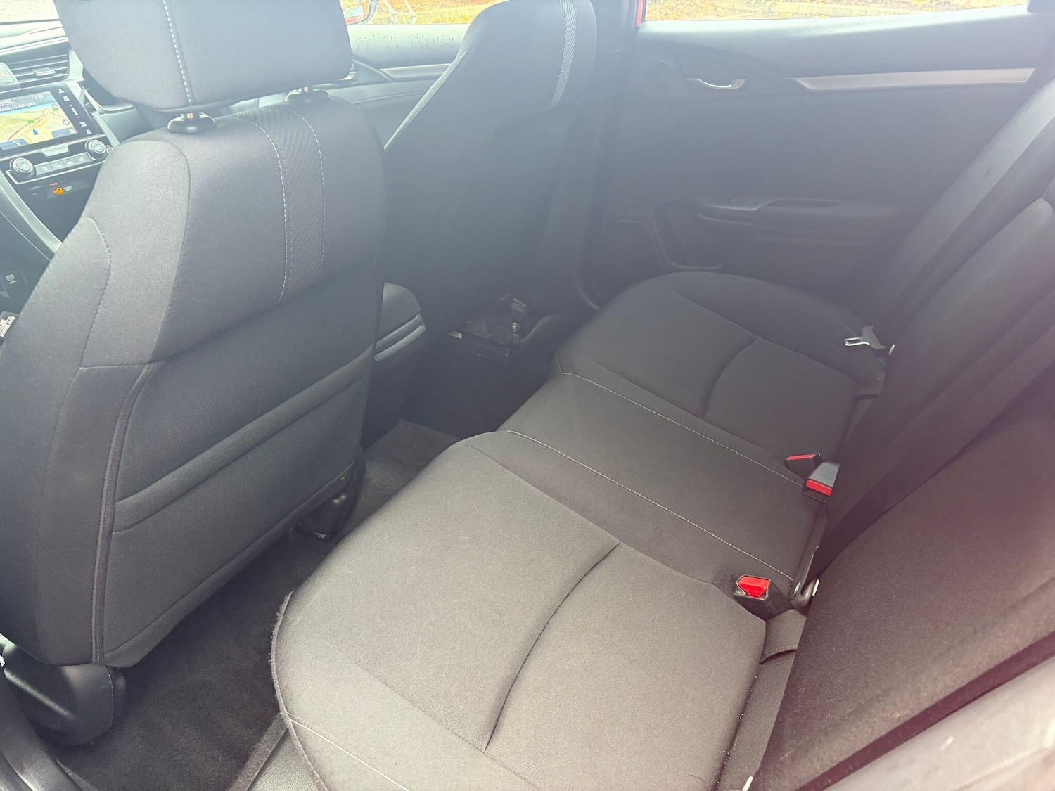 Used Honda Civic 2019 for sale - 76620184: Photo 13