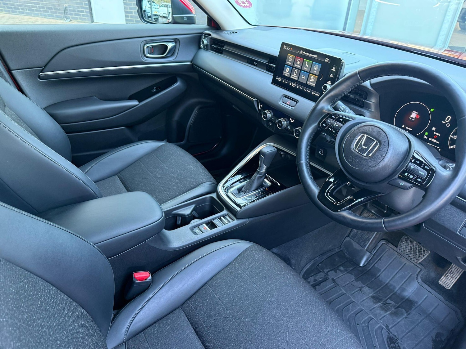 Used Honda HR-V 2023 for sale - 77940405: Photo 13