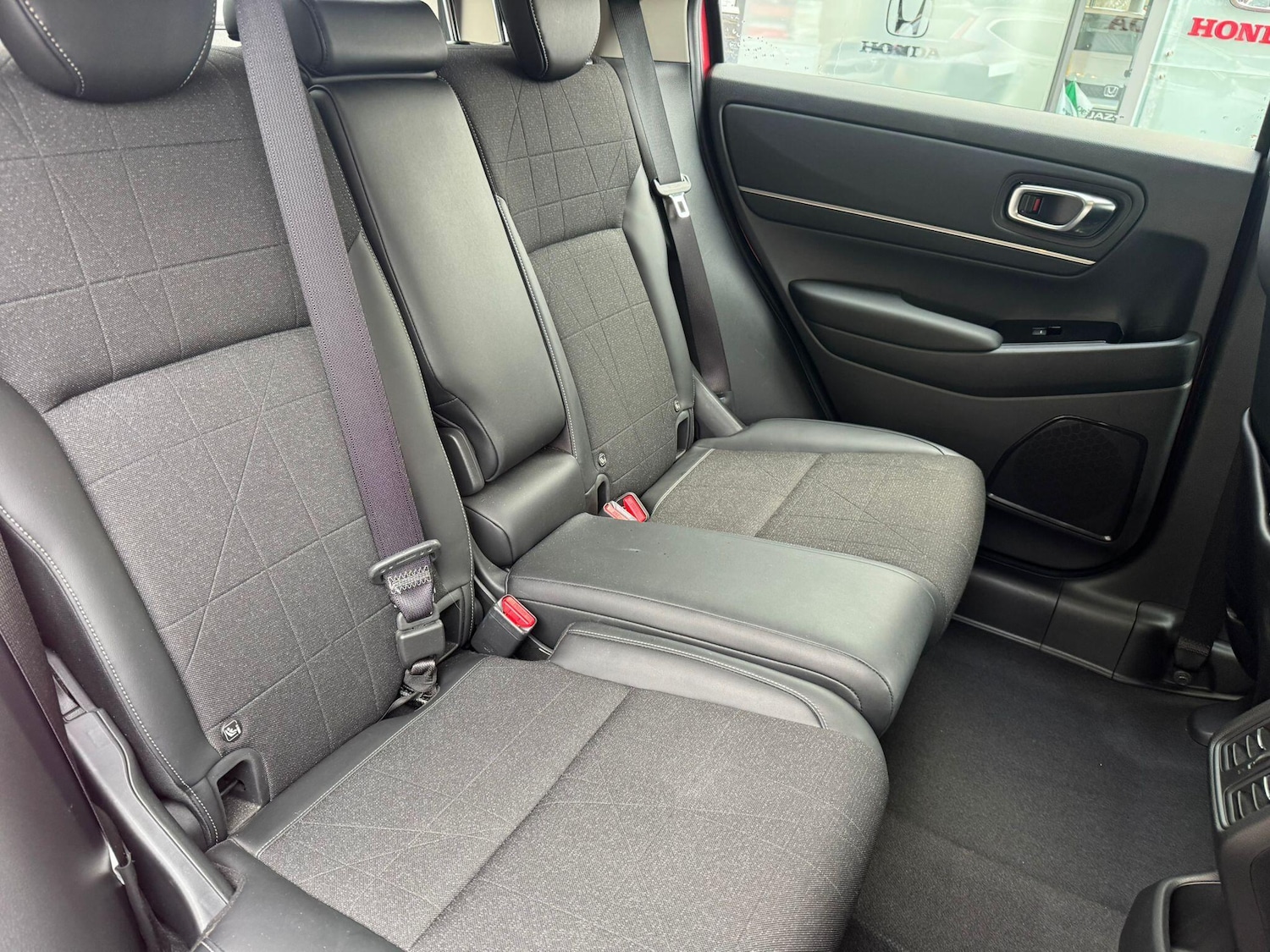 Used Honda HR-V 2023 for sale - 77351952: Photo 15