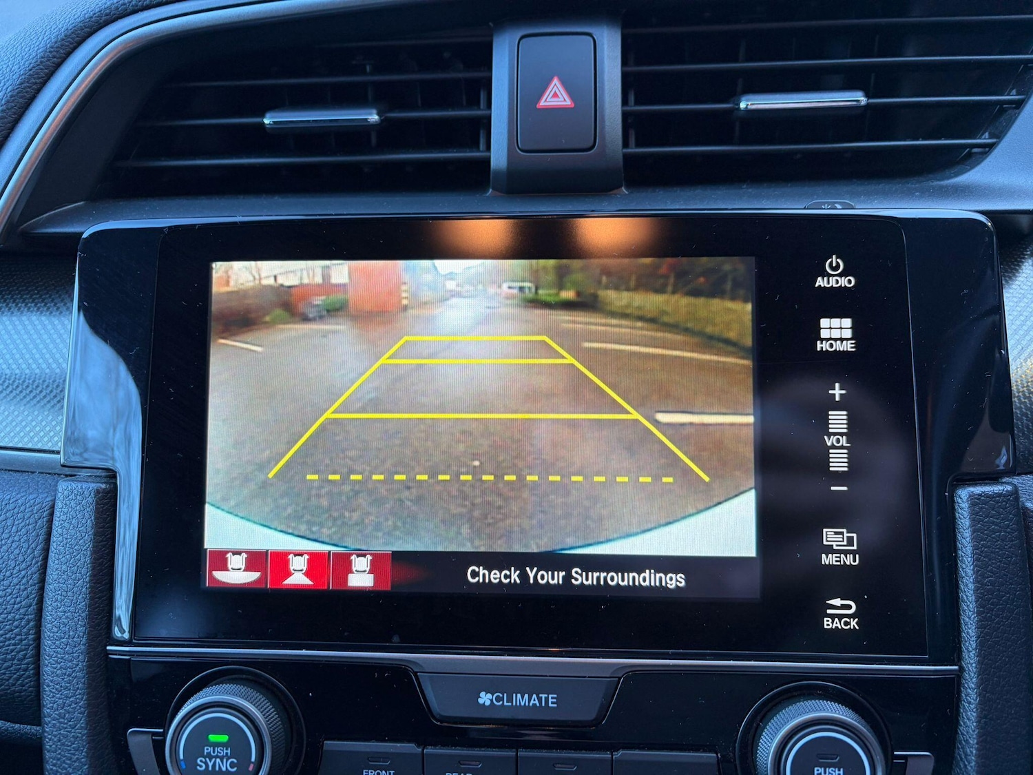 Used Honda Civic 2018 for sale - 77352060: Photo 18