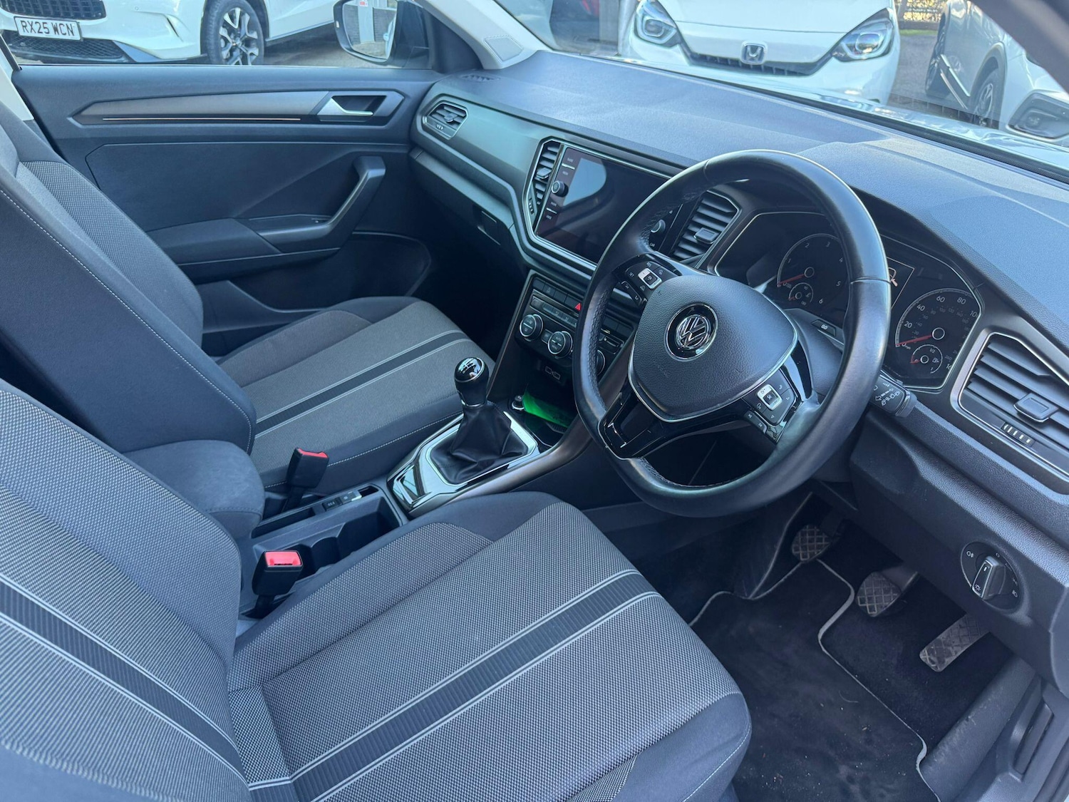 Used Volkswagen T-Roc 2018 for sale - 78184362: Photo 12