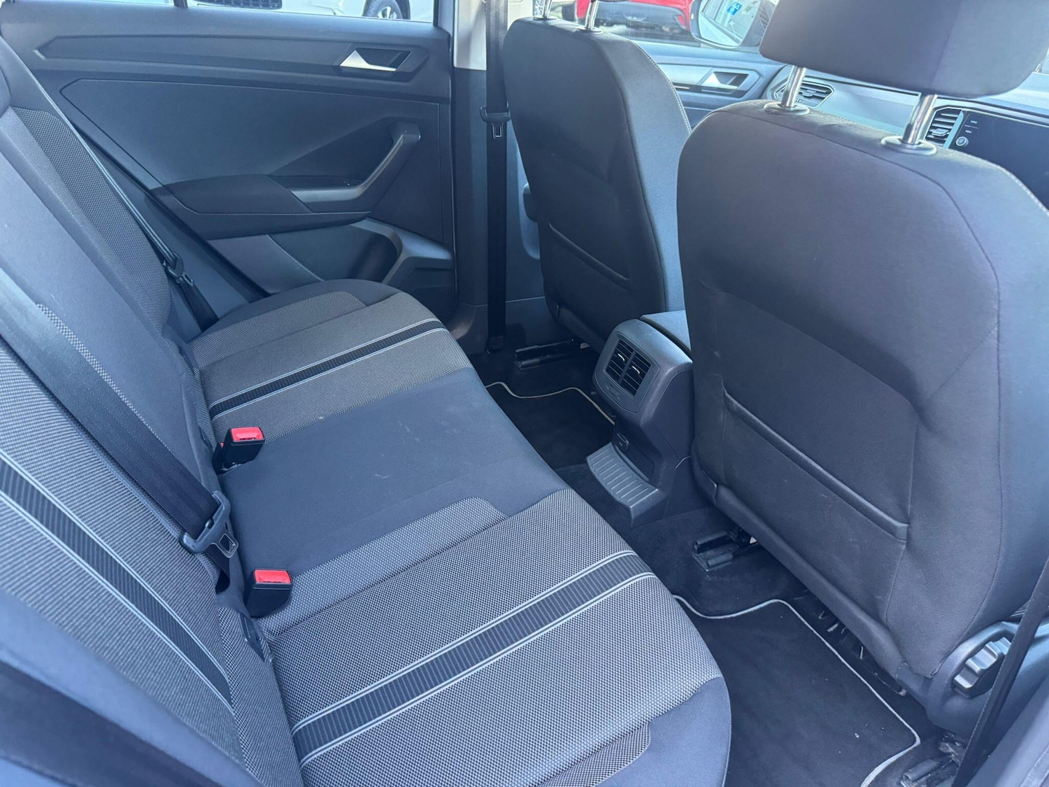 Used Volkswagen T-Roc 2018 for sale - 78184362: Photo 13