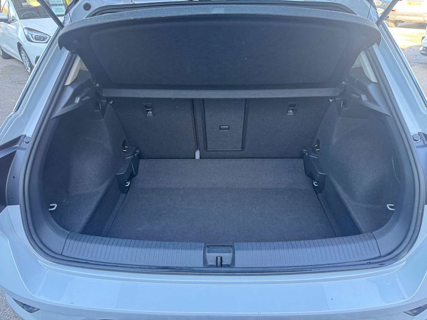 Used Volkswagen T-Roc 2018 for sale - 78184362: Photo 24