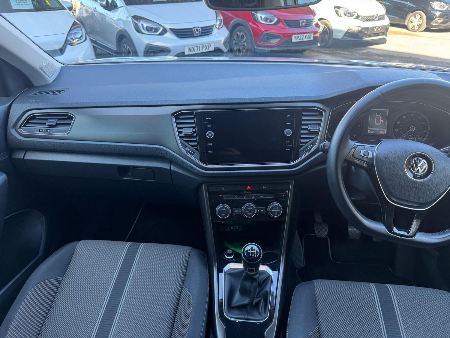 Used Volkswagen T-Roc 2018 for sale - 78184362: Photo 9