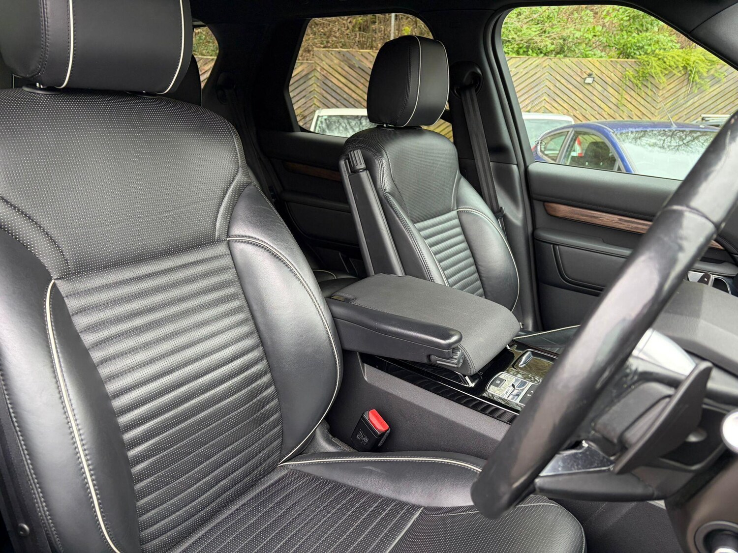 Used Land Rover Discovery for sale - 78185377: Photo 11