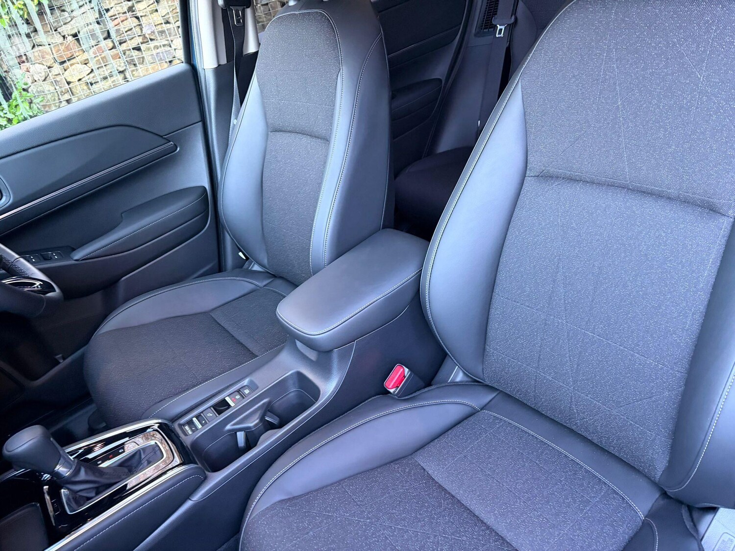 Used Honda HR-V for sale - 77359200: Photo 24