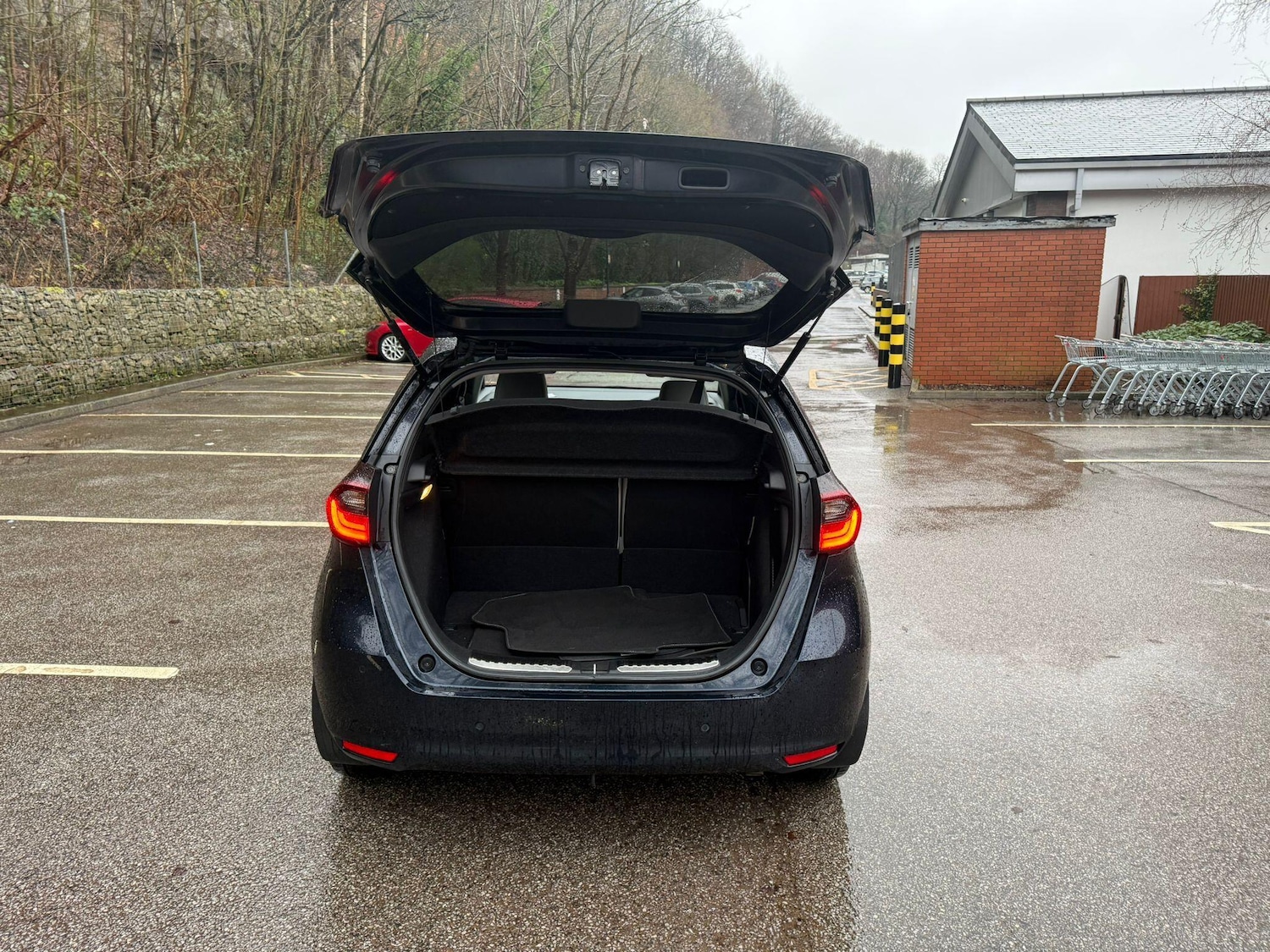 Used Honda Jazz 2021 for sale - 77352113: Photo 30