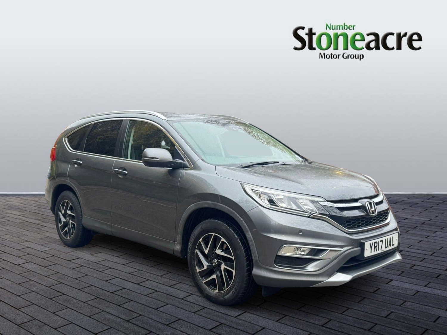 Used Honda CR-V 2017 for sale - 76824936: Photo 1