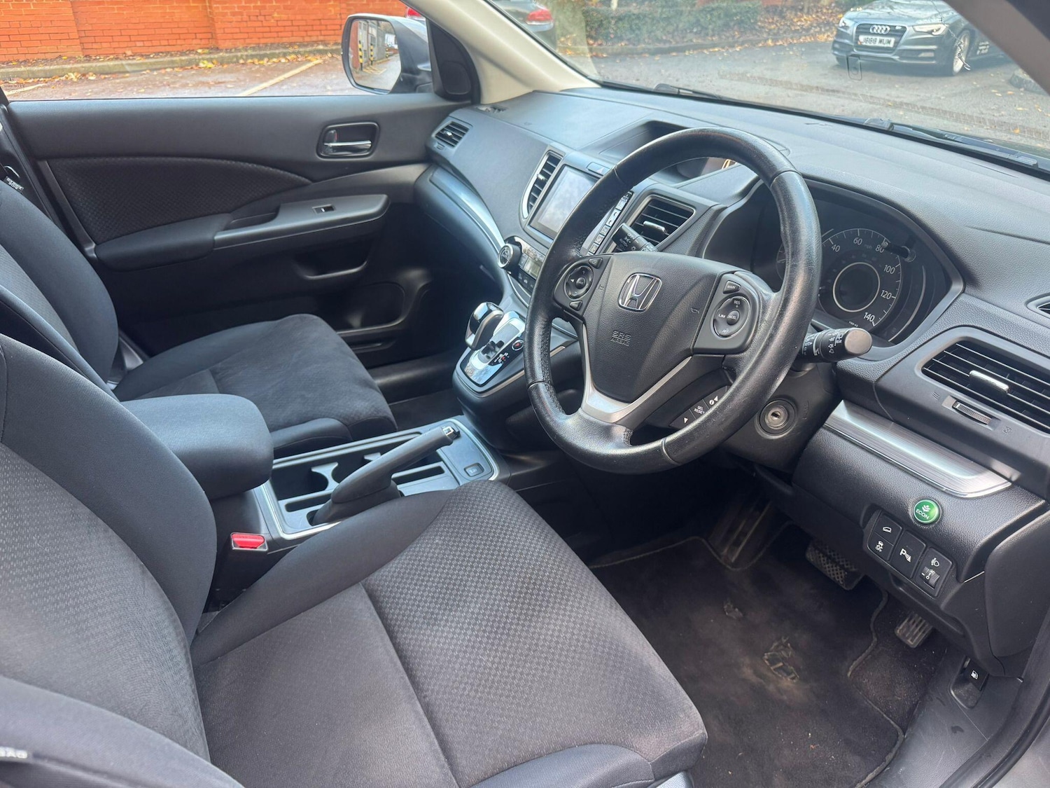 Used Honda CR-V 2017 for sale - 76824936: Photo 10