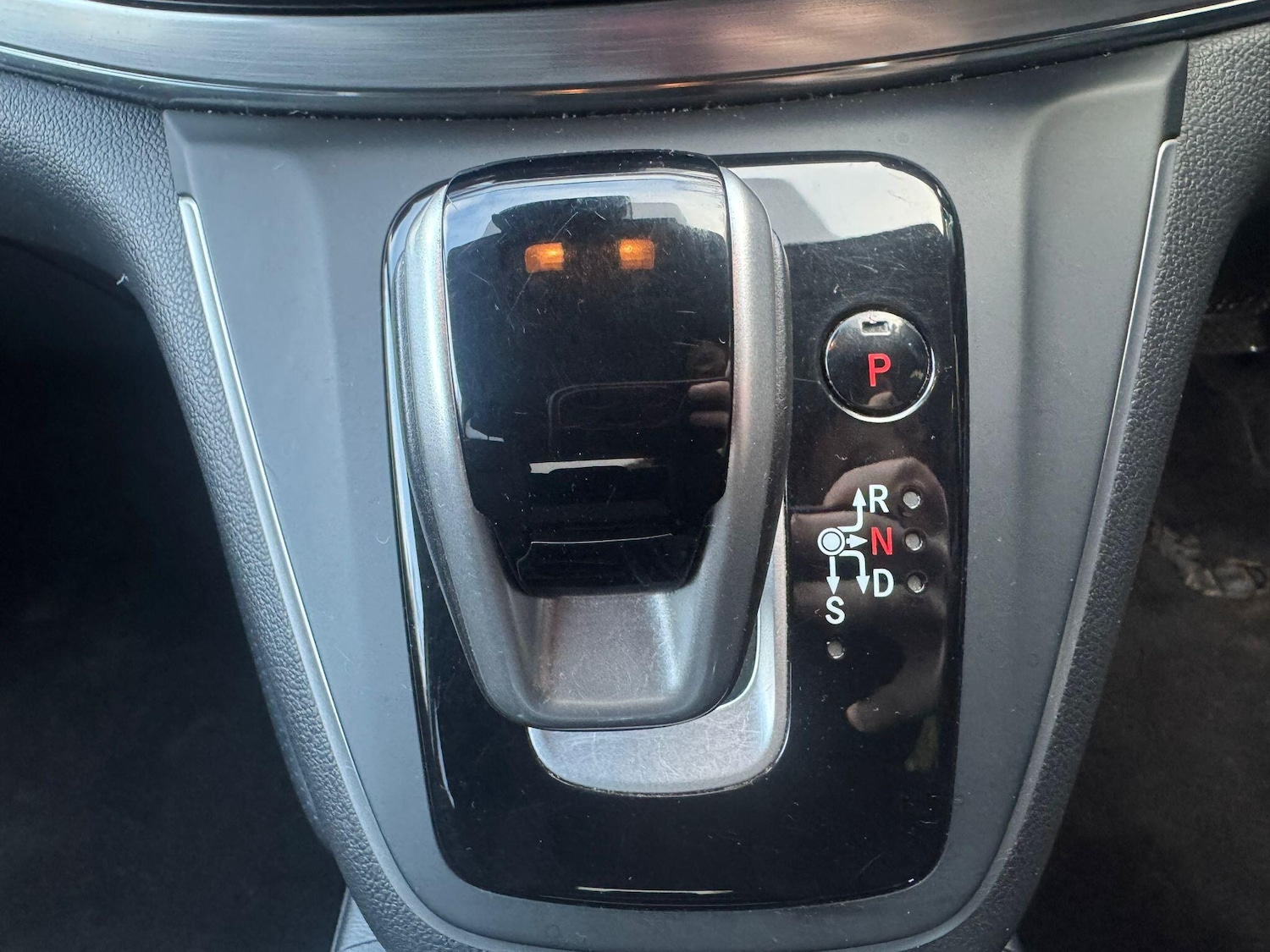 Used Honda CR-V 2017 for sale - 76824936: Photo 28