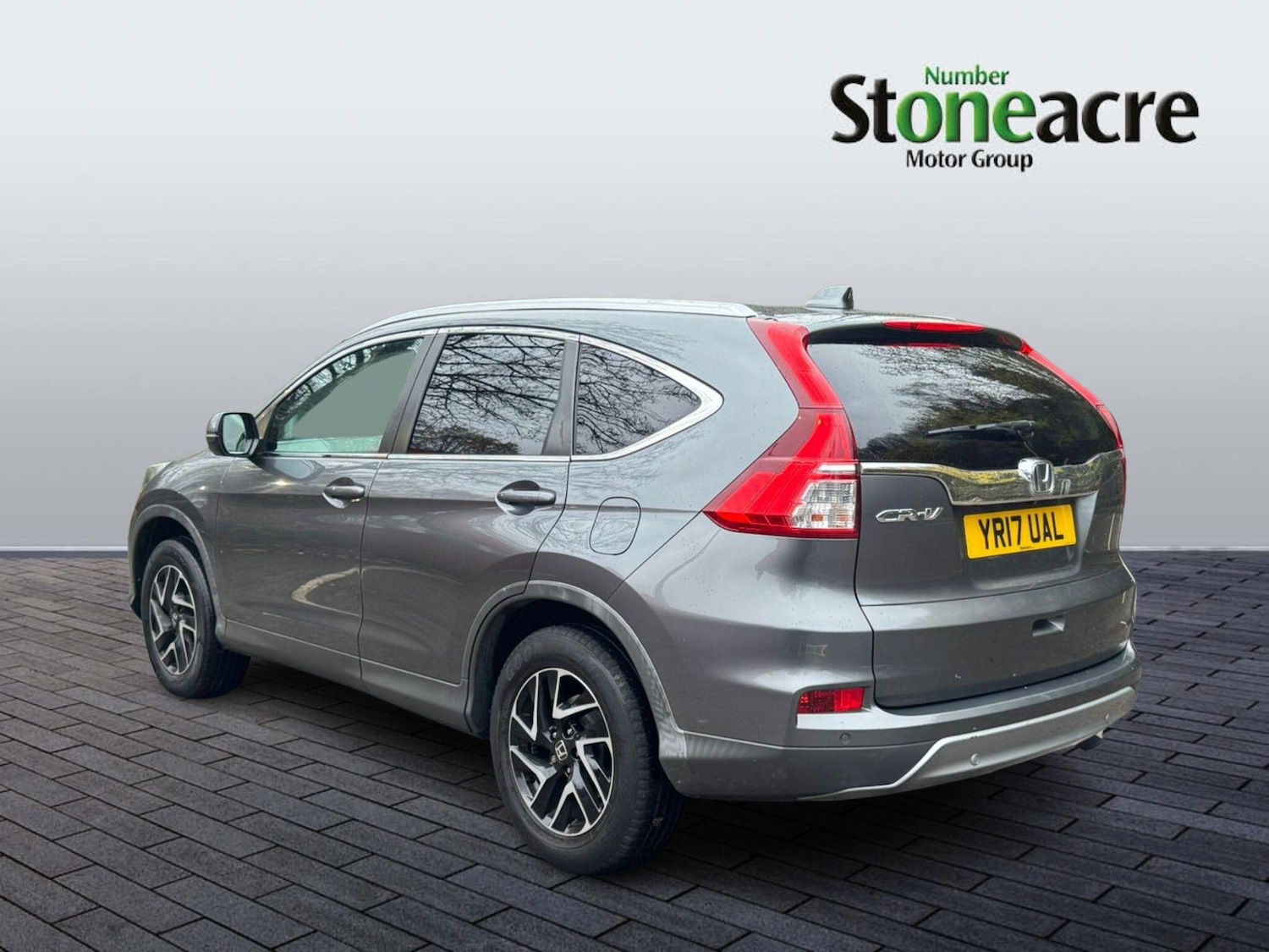 Used Honda CR-V 2017 for sale - 76824936: Photo 4