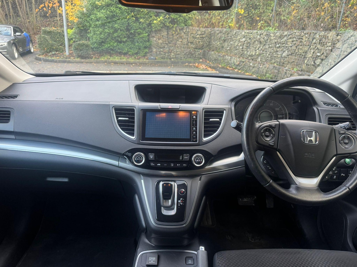 Used Honda CR-V 2017 for sale - 76824936: Photo 9