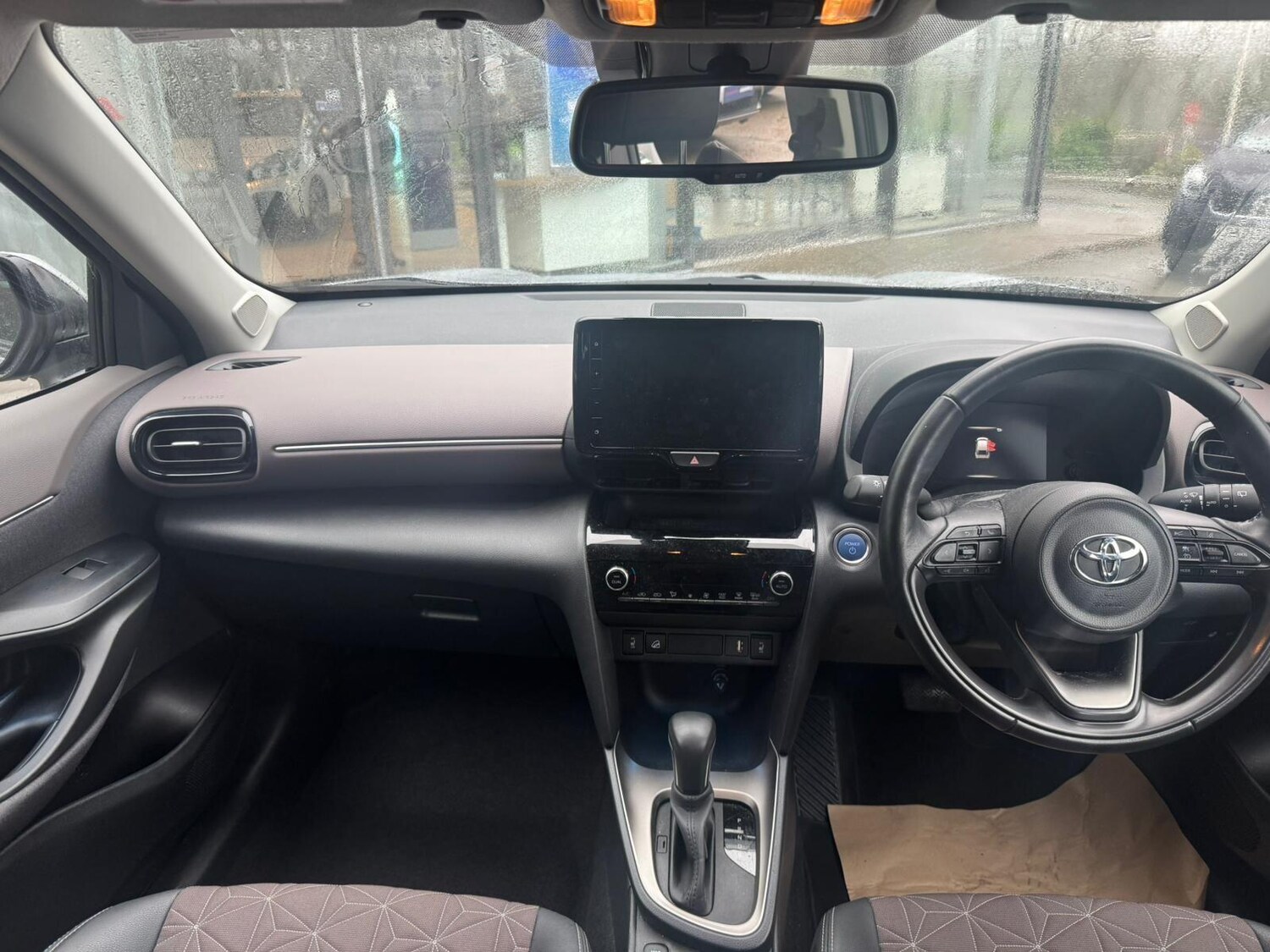 Used Toyota Yaris Cross 2023 for sale - 77598246: Photo 11