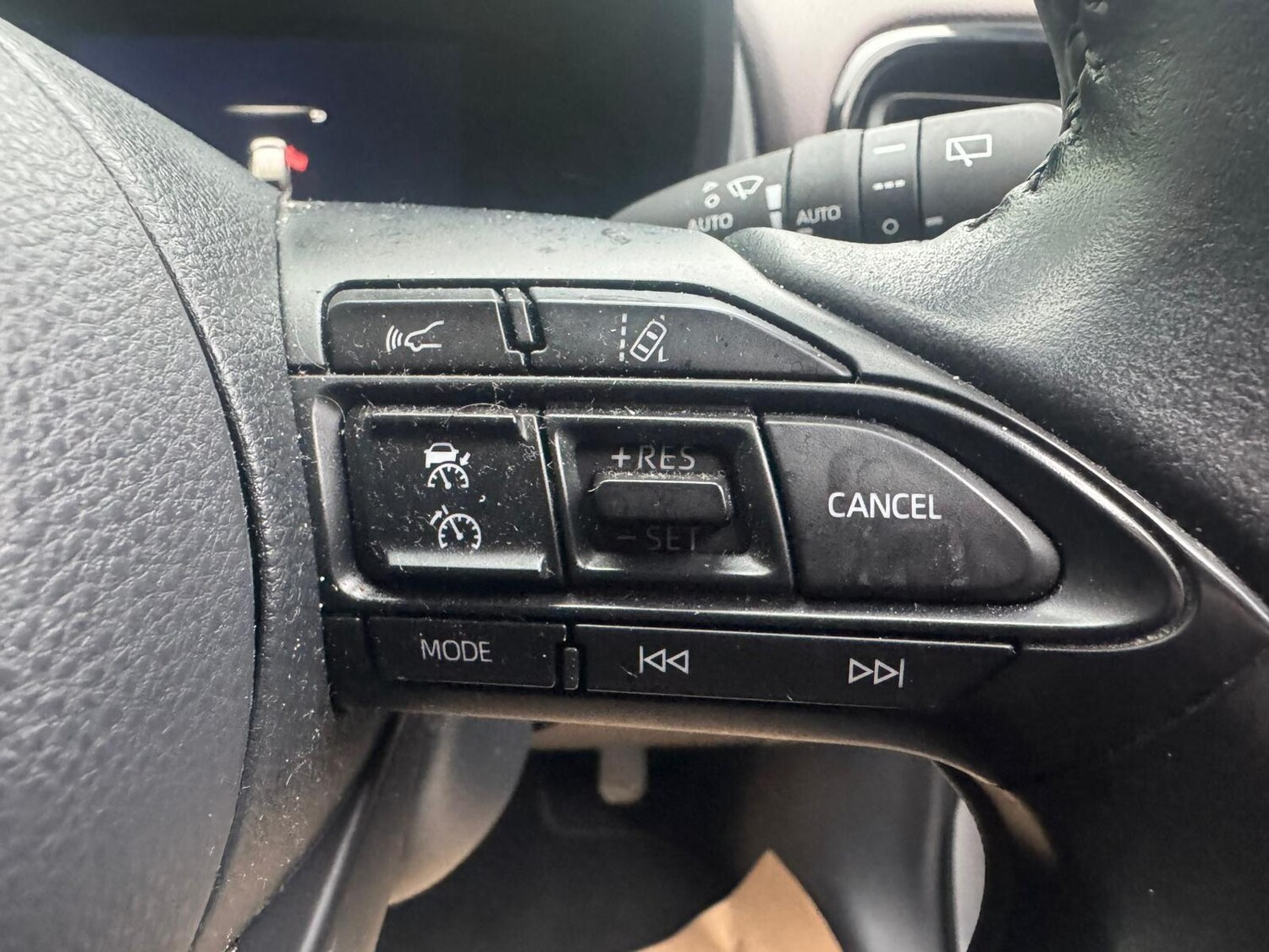 Used Toyota Yaris Cross 2023 for sale - 77598246: Photo 18