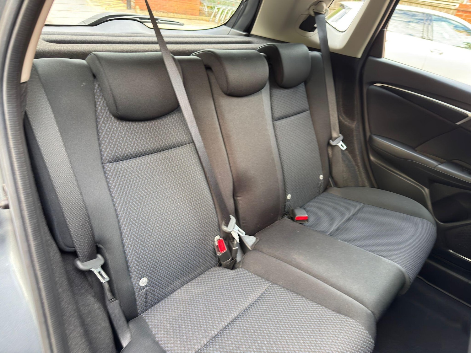 Used Honda Jazz 2018 for sale - 76137670: Photo 15
