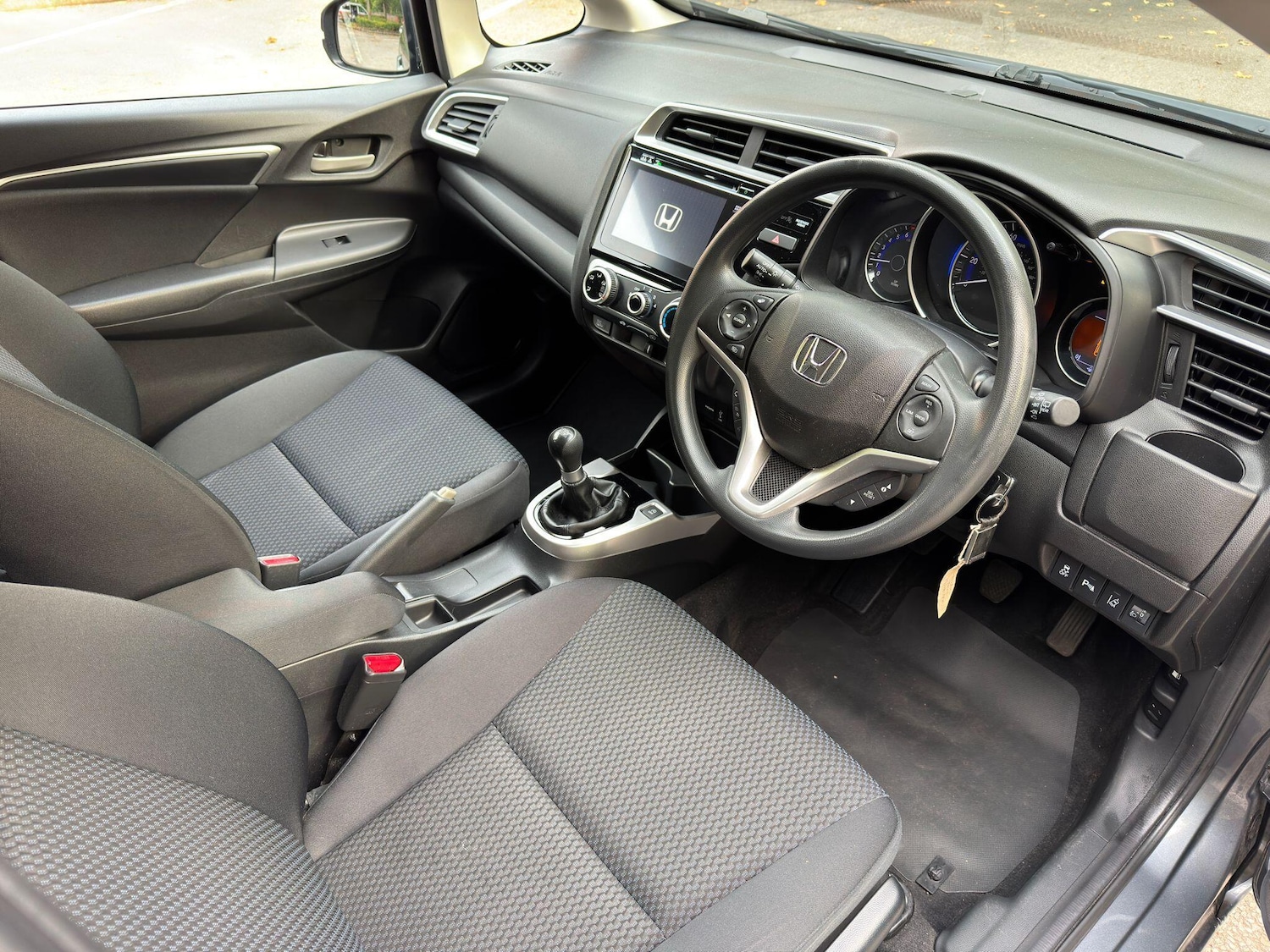 Used Honda Jazz 2018 for sale - 76137670: Photo 25