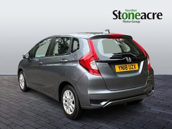 Used Honda Jazz 2018 for sale - 76137670: Photo 4
