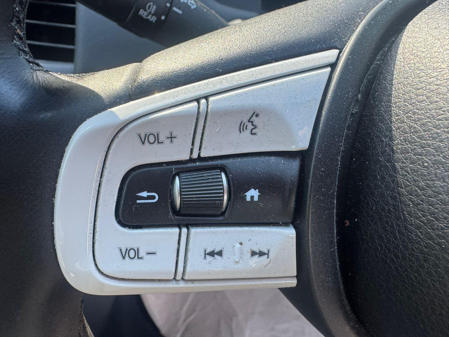 Used Honda Jazz 2023 for sale - 77926012: Photo 10