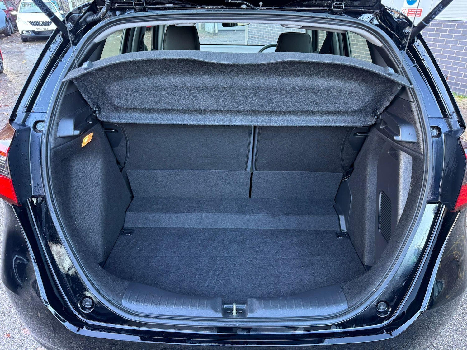 Used Honda Jazz 2023 for sale - 77926012: Photo 23