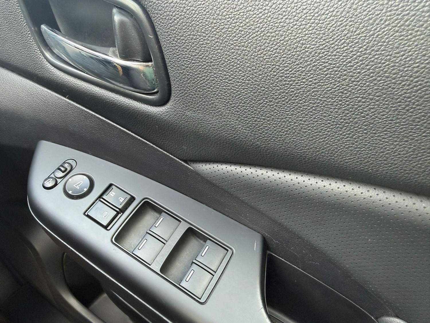 Used Honda CR-V 2015 for sale - 78184534: Photo 18