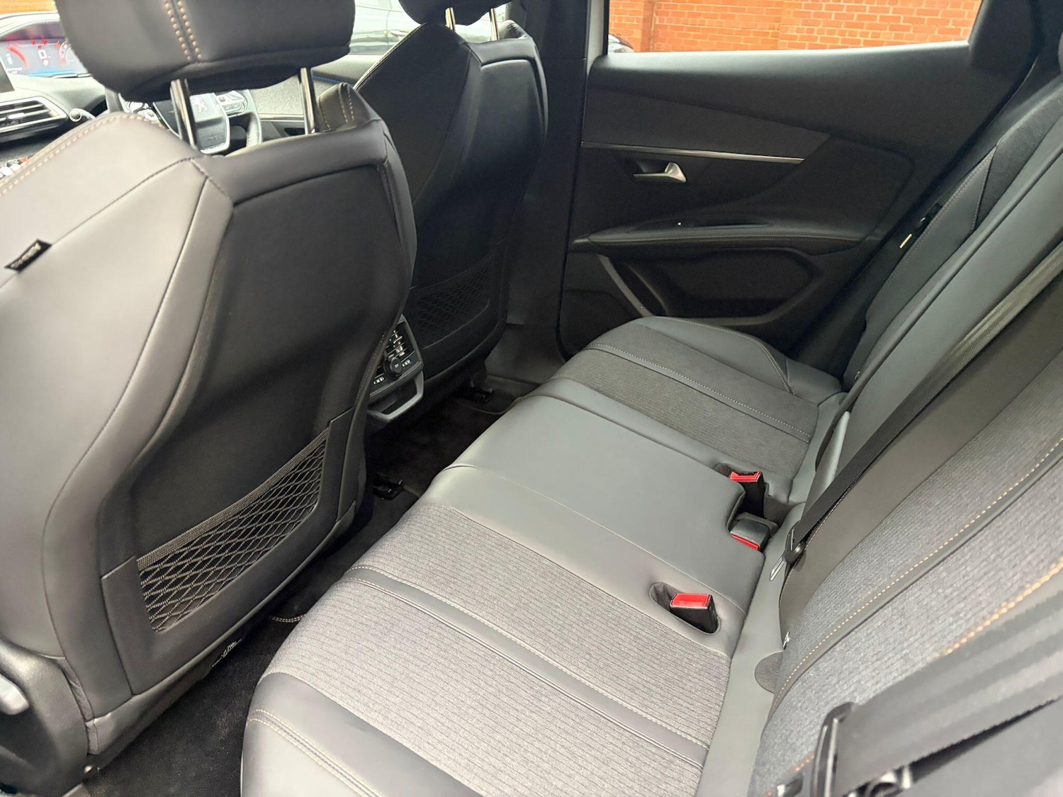 Used Peugeot 3008 2017 for sale - 76512279: Photo 10