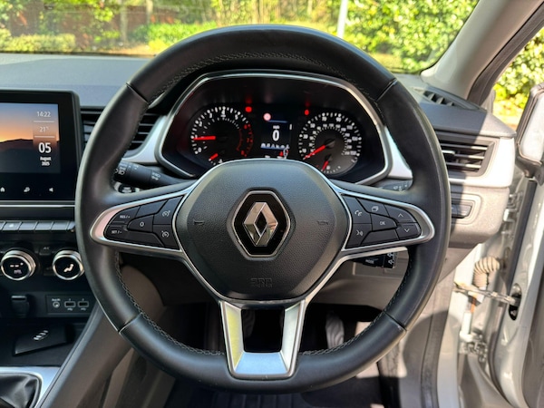 Used Renault Captur 2020 for sale - 75520394: Photo 22