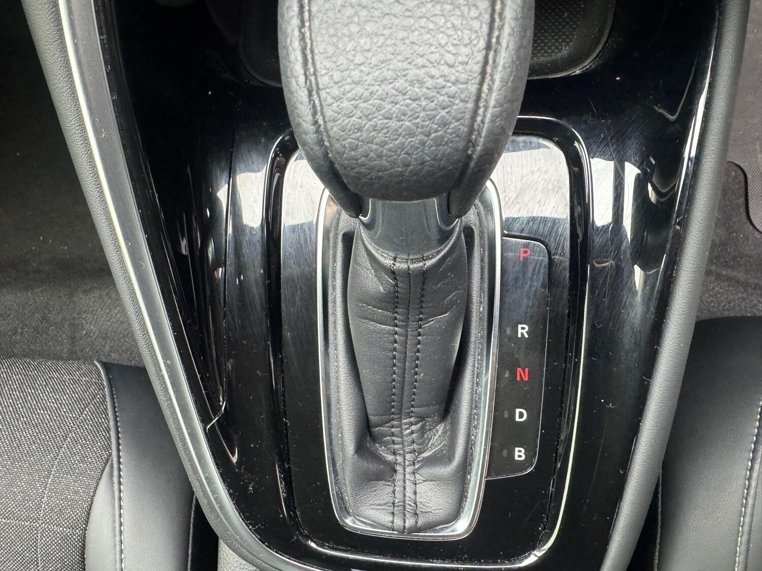 Used Honda HR-V for sale - 77783808: Photo 11